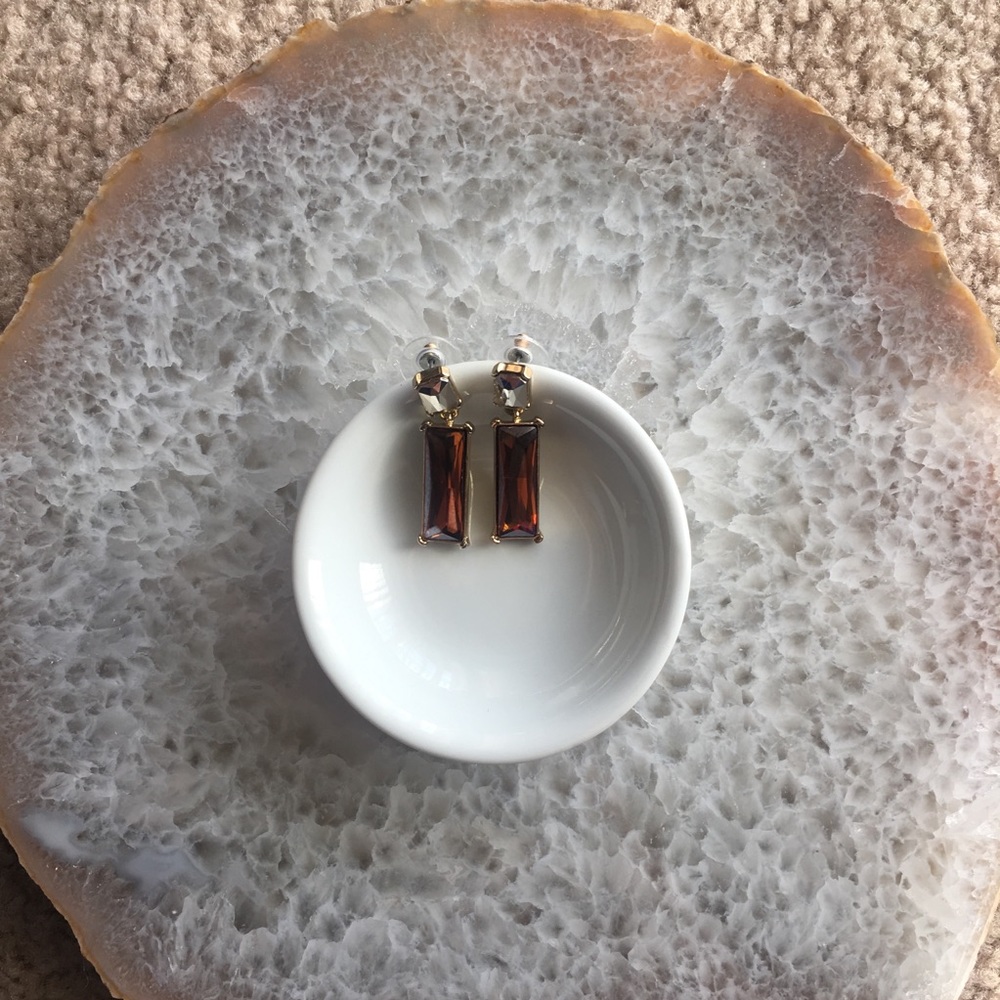 Express gem earrings